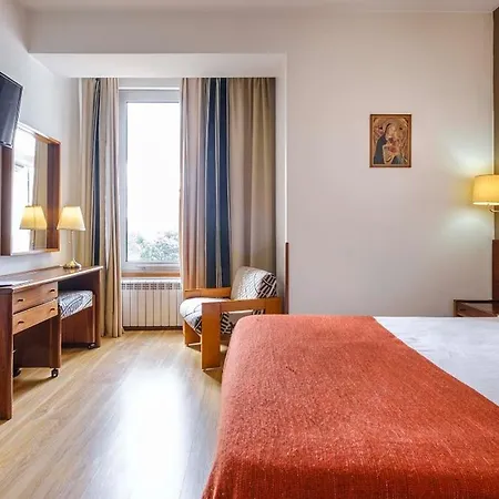Crisol Tres Pastorinhos Hotel