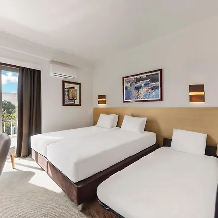 Crisol Tres Pastorinhos Готель Фатіма