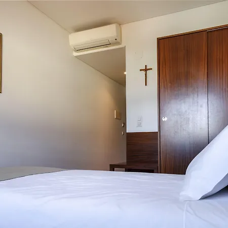 Готель Crisol Tres Pastorinhos 3*